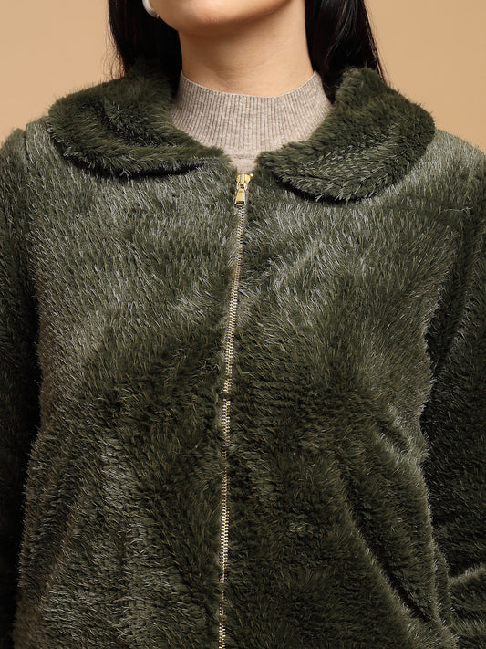 Olive Regular Fit Jacket For Gipsy Woman Stylish and Cozy Winter Collection