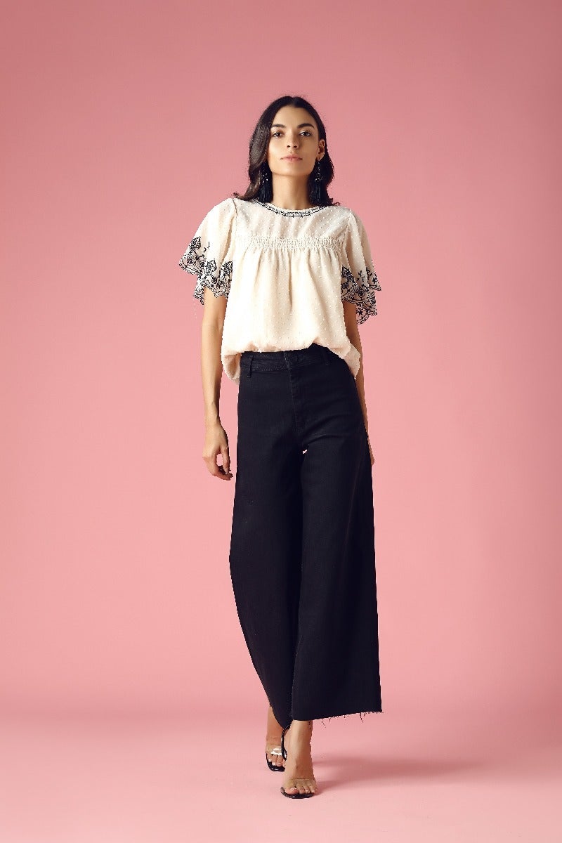GIPSY Womens Round Neck Embroidered Top