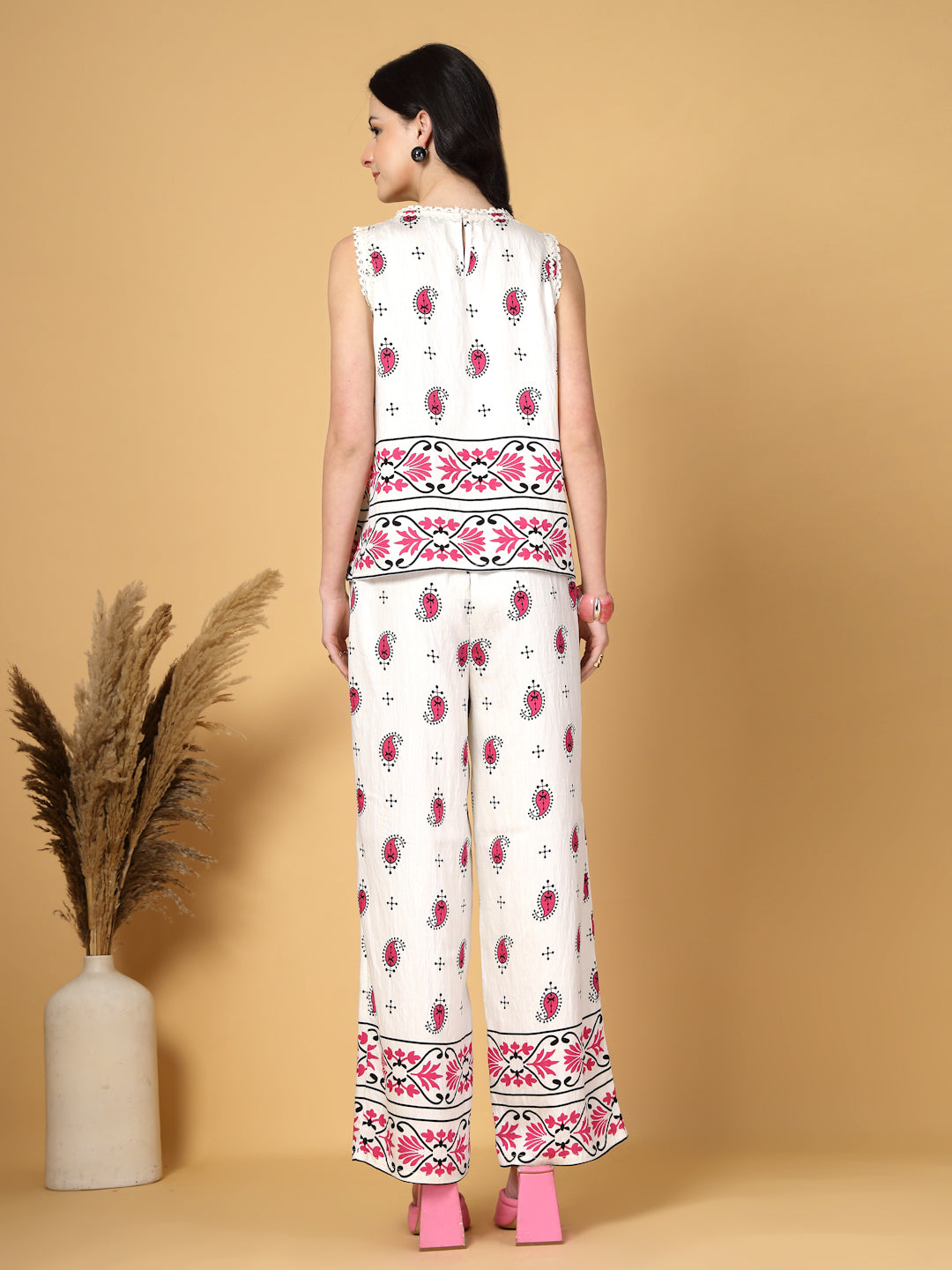 Gipsy Pink Paisley Rayon Top With Pants