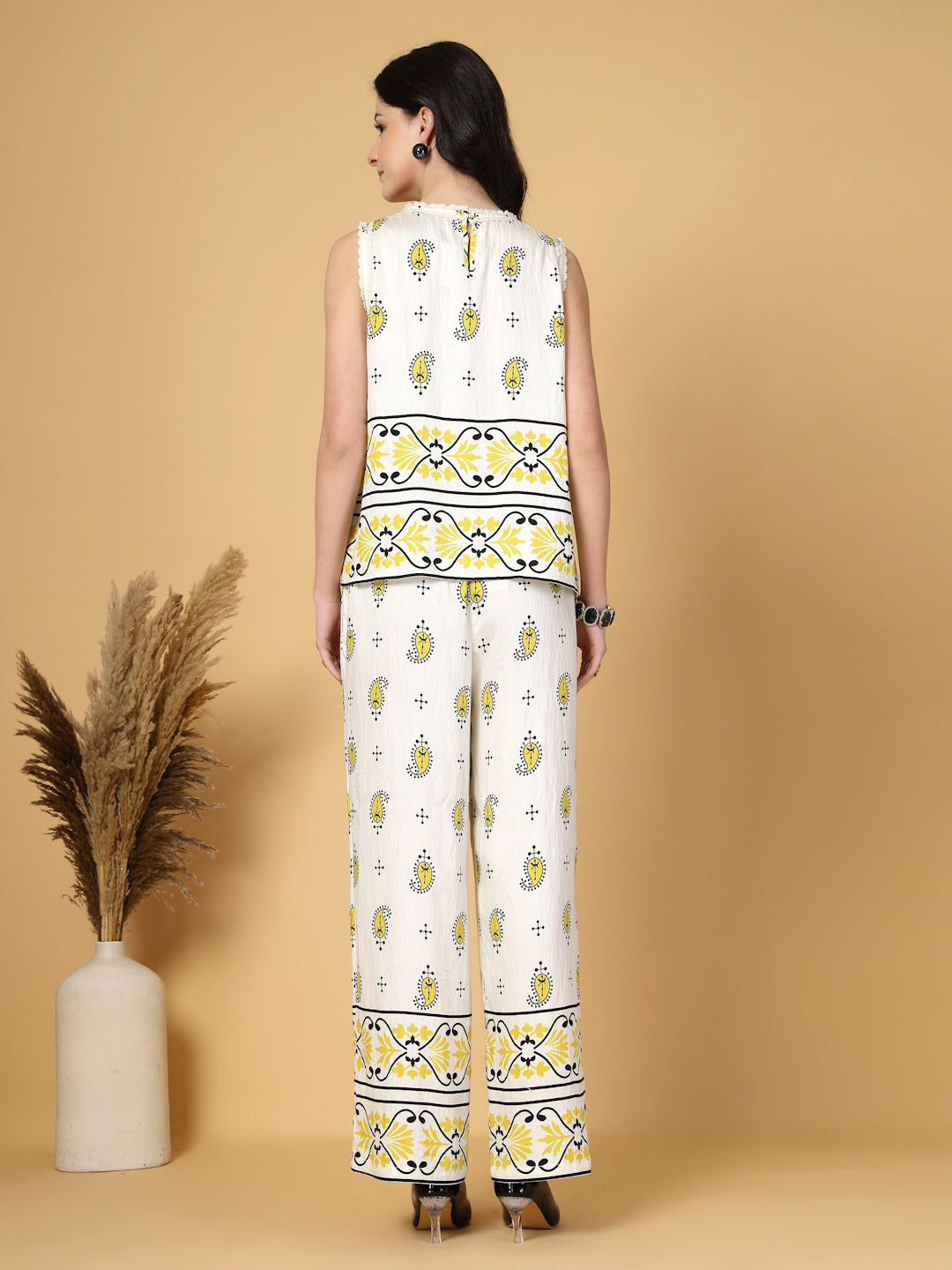 Gipsy Yellow Paisley Rayon Top With Pants