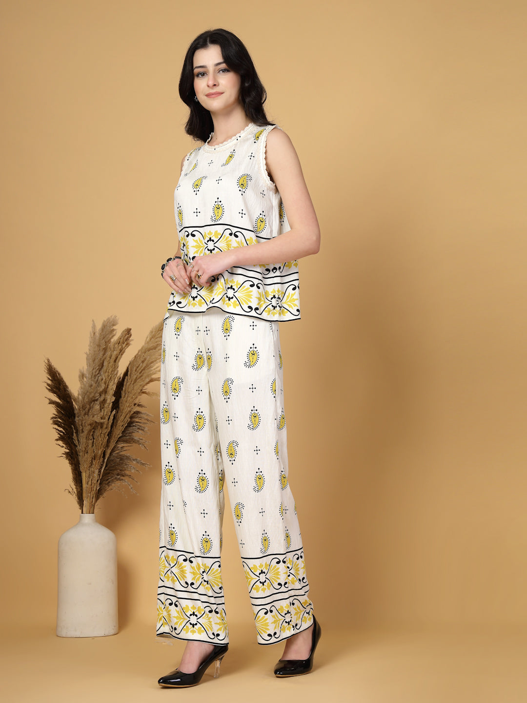 Gipsy Yellow Paisley Rayon Top With Pants
