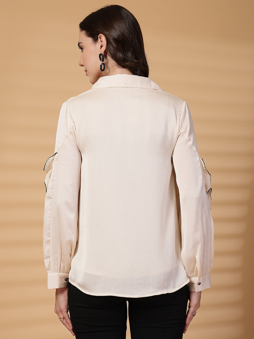 Gipsy Cream Ruffle Sleeves Shirt
