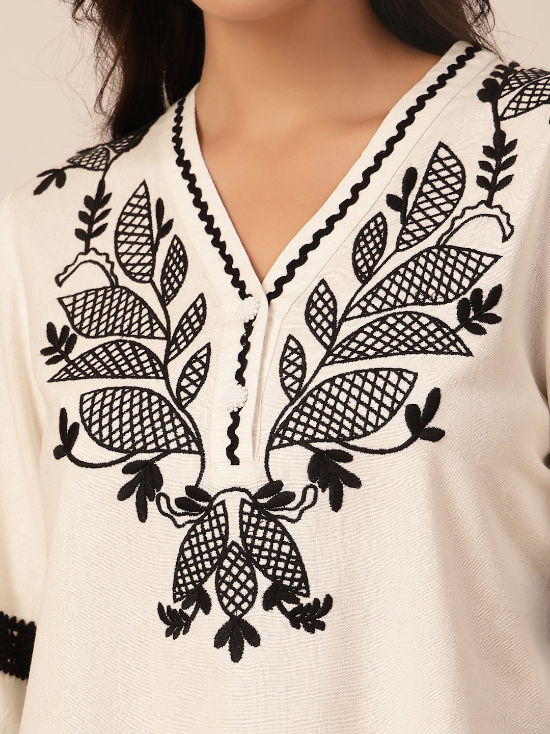 Gipsy Black & White Embroidery Linen Tunic