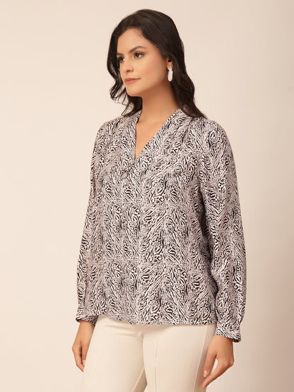 Gipsy Black & White Viscose Abstract Printed Tunic