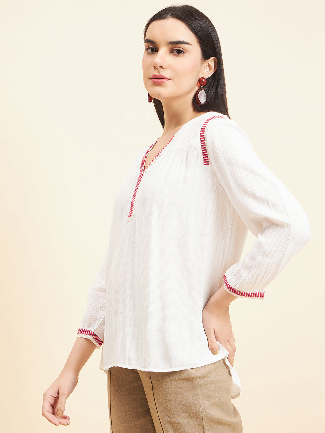 Gipsy Women Solid Embroidery Cotton White Tunic