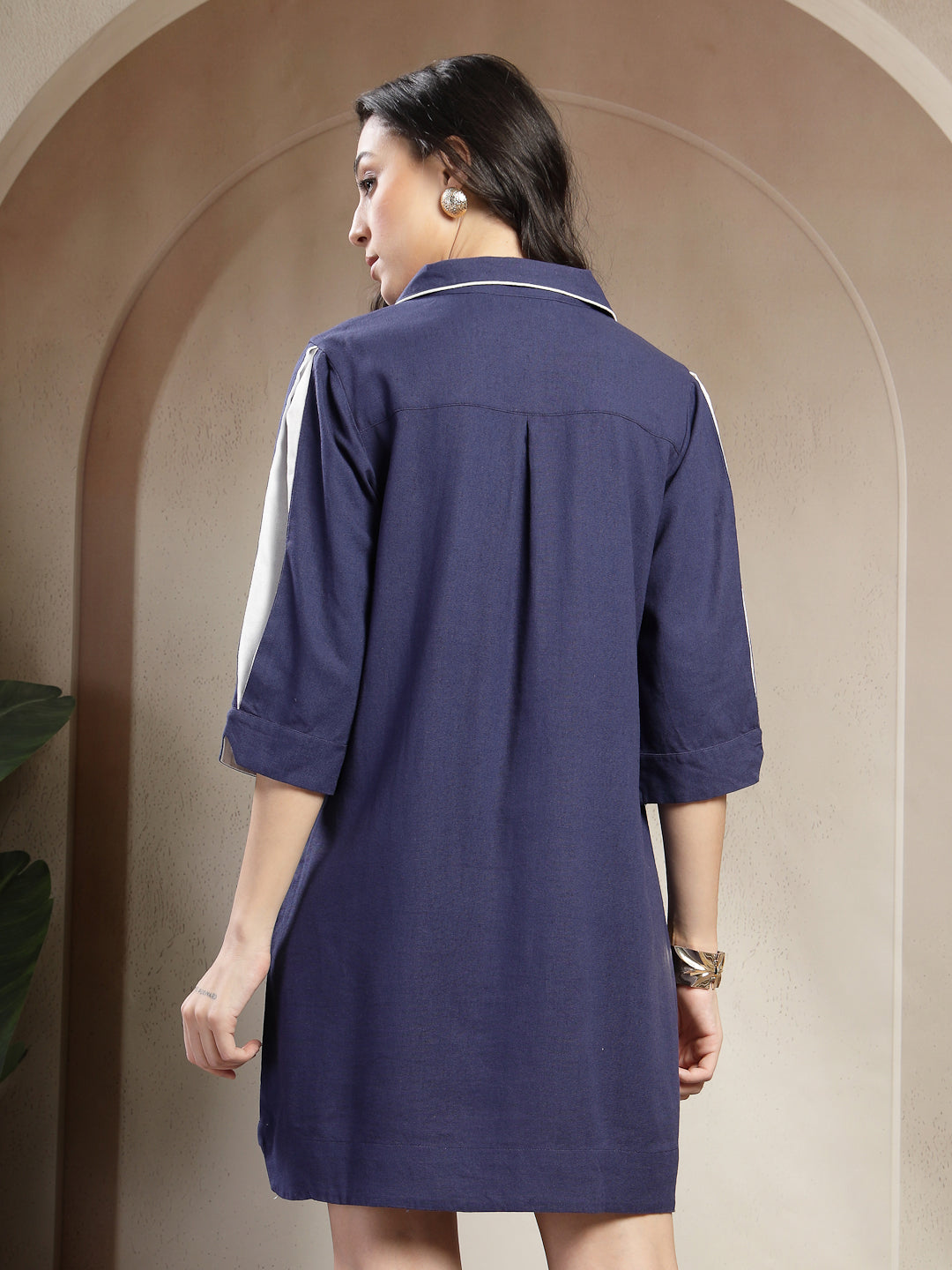 Gipsy Short Shift Dress with Classic Colar and Embellished Detailing
