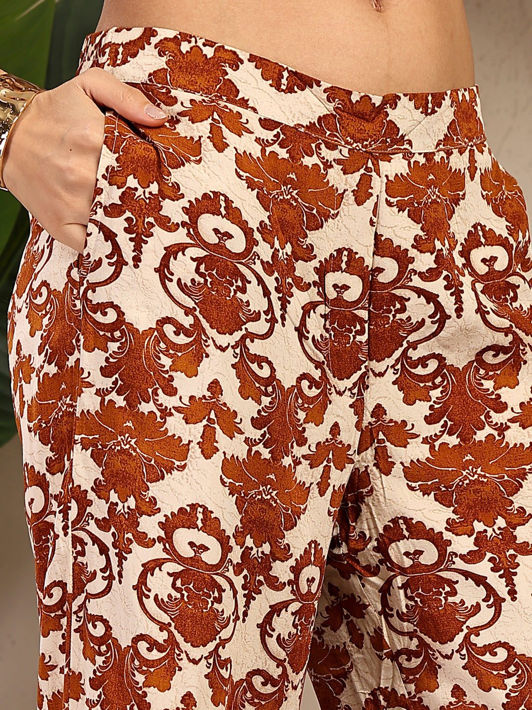 Gipsy Brown Printed Rayon Cord Set