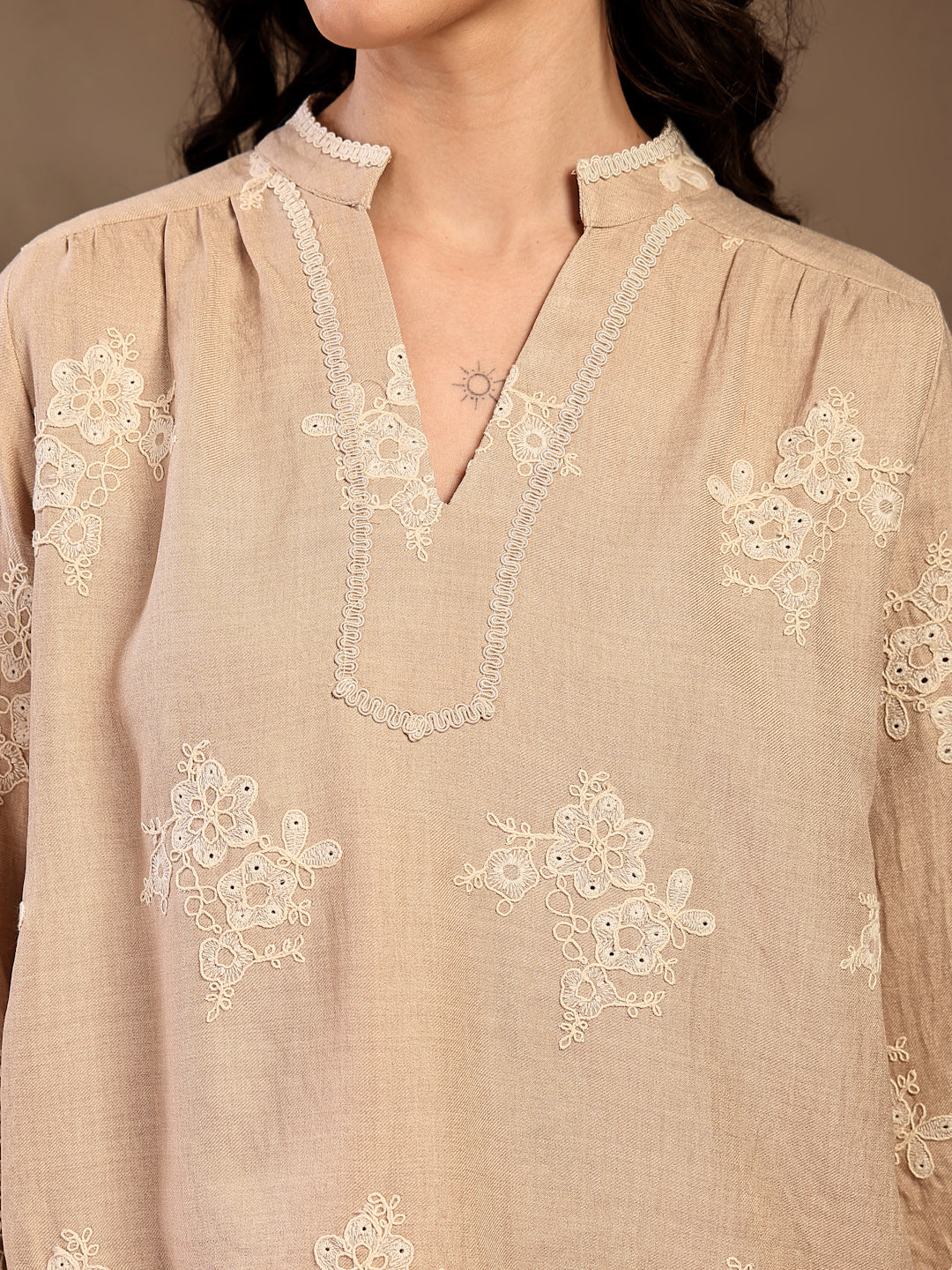 Gipsy Beige Schiffli Cotton Cord Set