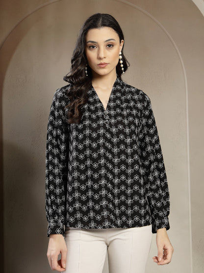 Chiq & Elegant Gipsy Black Rayon V-Neck Tunic