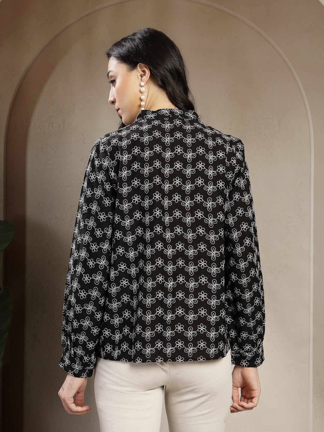 Chiq & Elegant Gipsy Black Rayon V-Neck Tunic