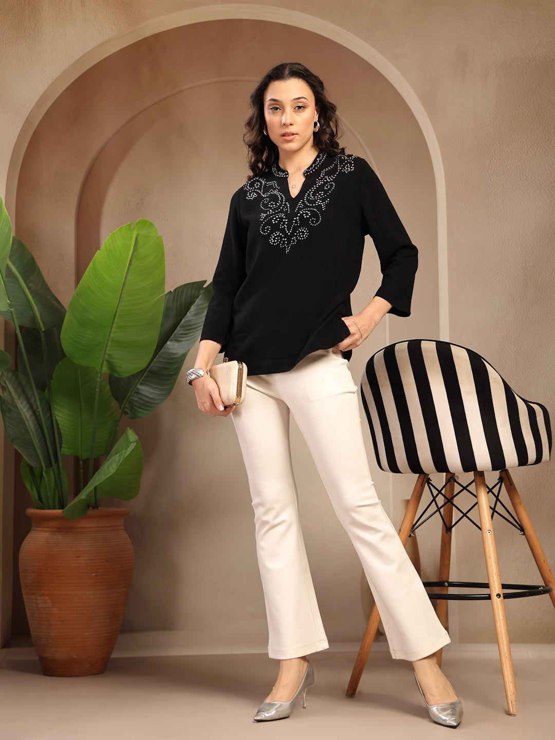 Gipsy Black Solid Linen Tunic
