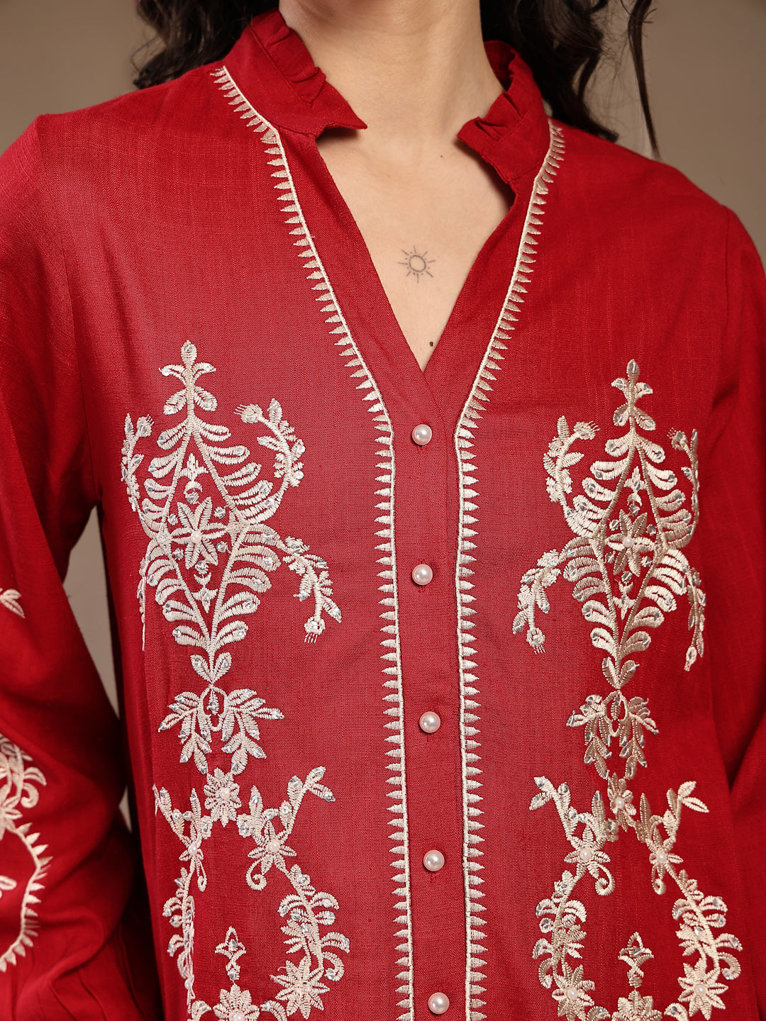 Gipsy Red Solid Viscose Tunic
