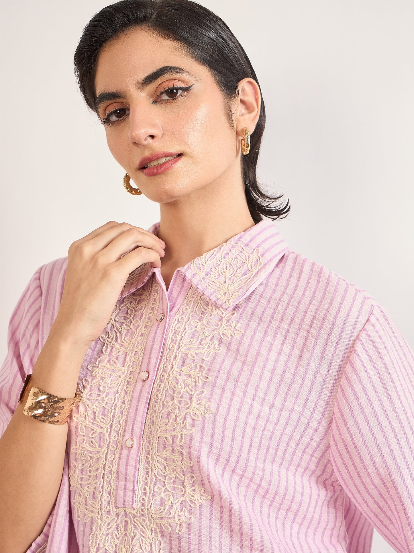 Pink Cotton Straight Fit Tunic with Crochet Patchwork
