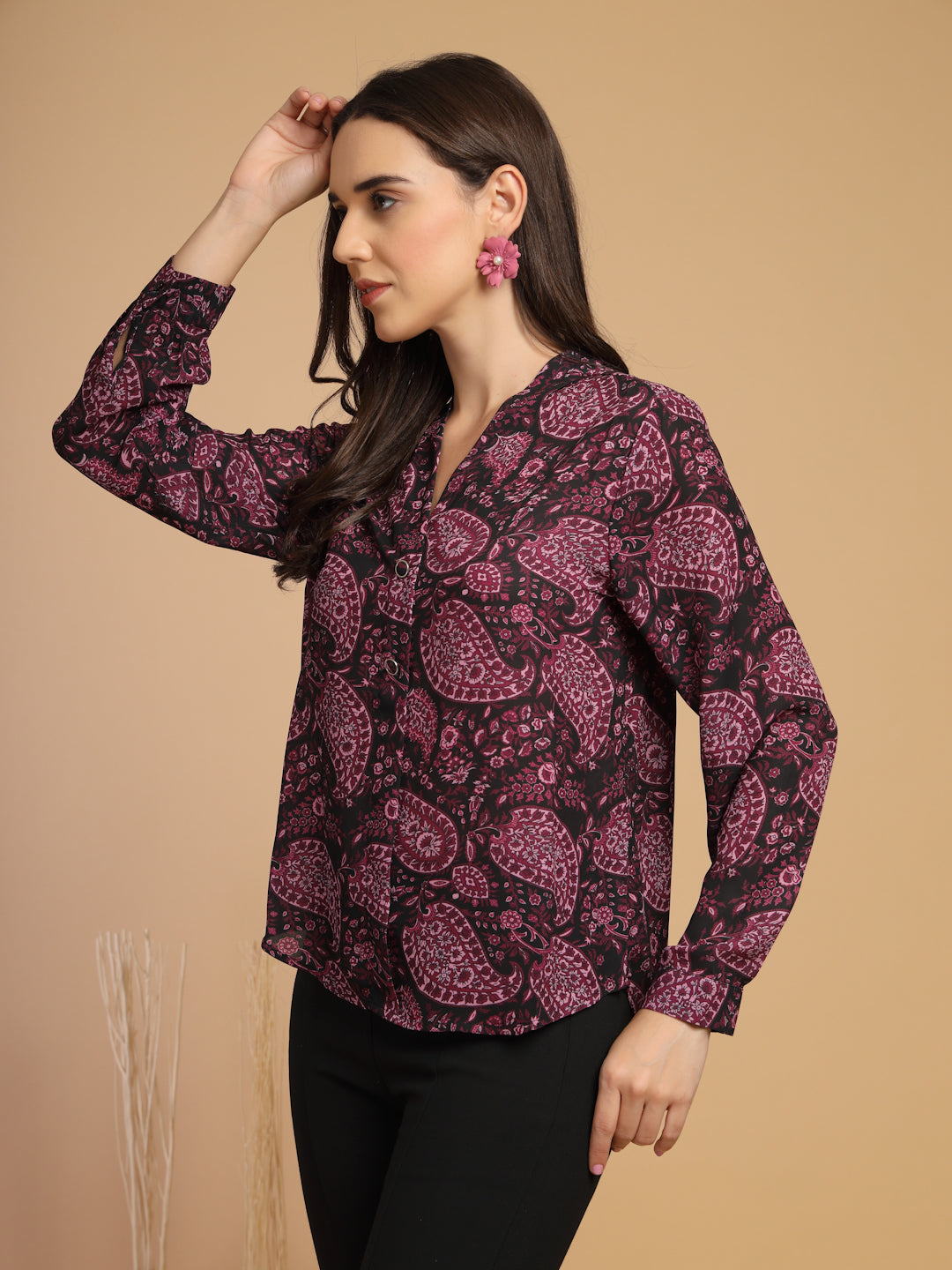 Purple Top For Gipsy Woman Stylish And Cozy Winter Collection