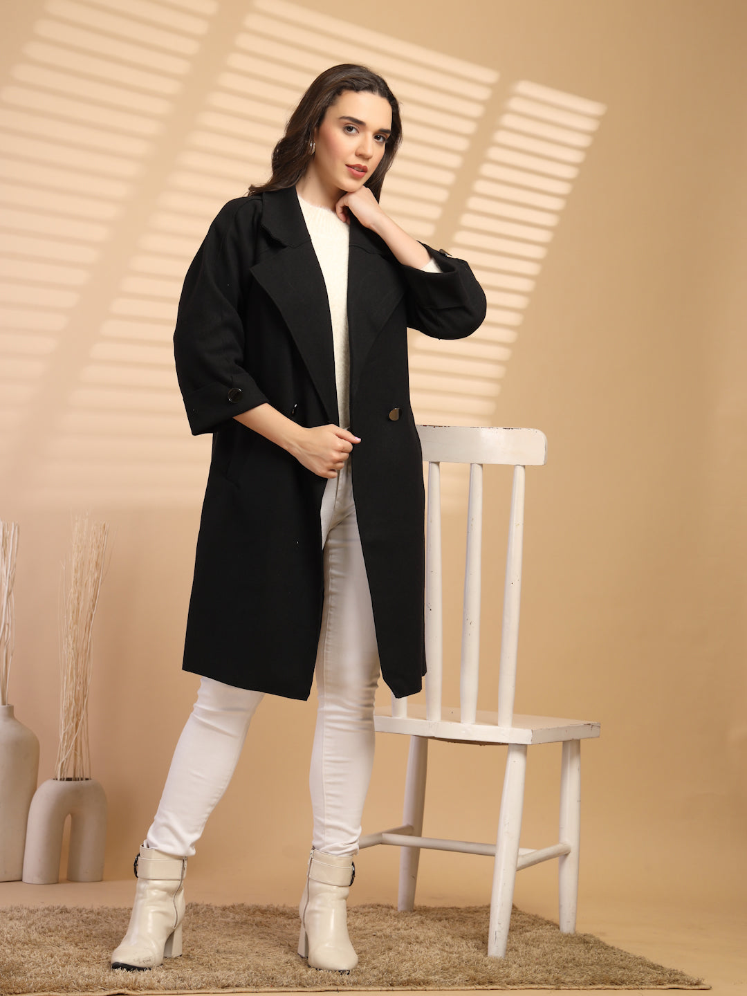 Black Solid Lapel Collar Coat