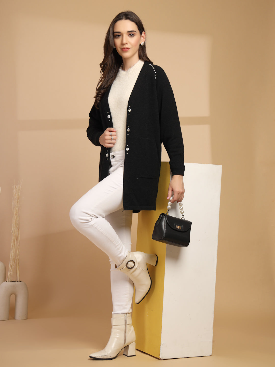 Black Solid Elegant Cape with Open Front and Lapel Collar