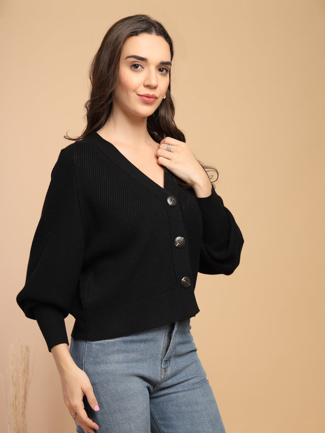 Black Short Cardigan For Gipsy Woman Stylish And Cozy Winter Collection