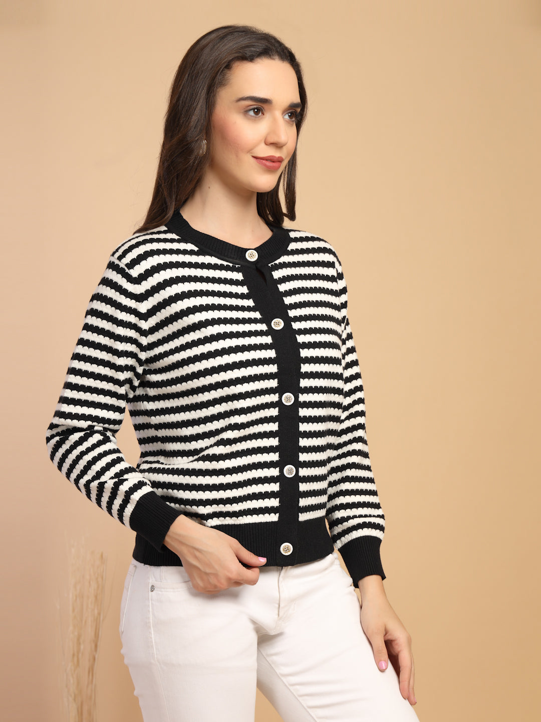 Black & White Solid Round Neck Short Cardigan