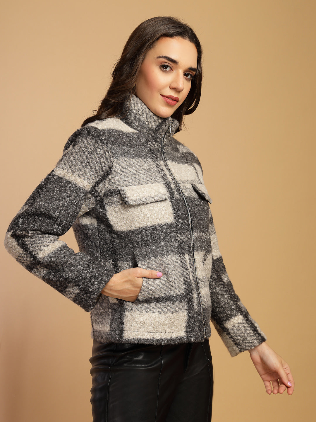 Grey Regular Fit Jacket For Gipsy Woman Stylish and Cozy Winter Collection