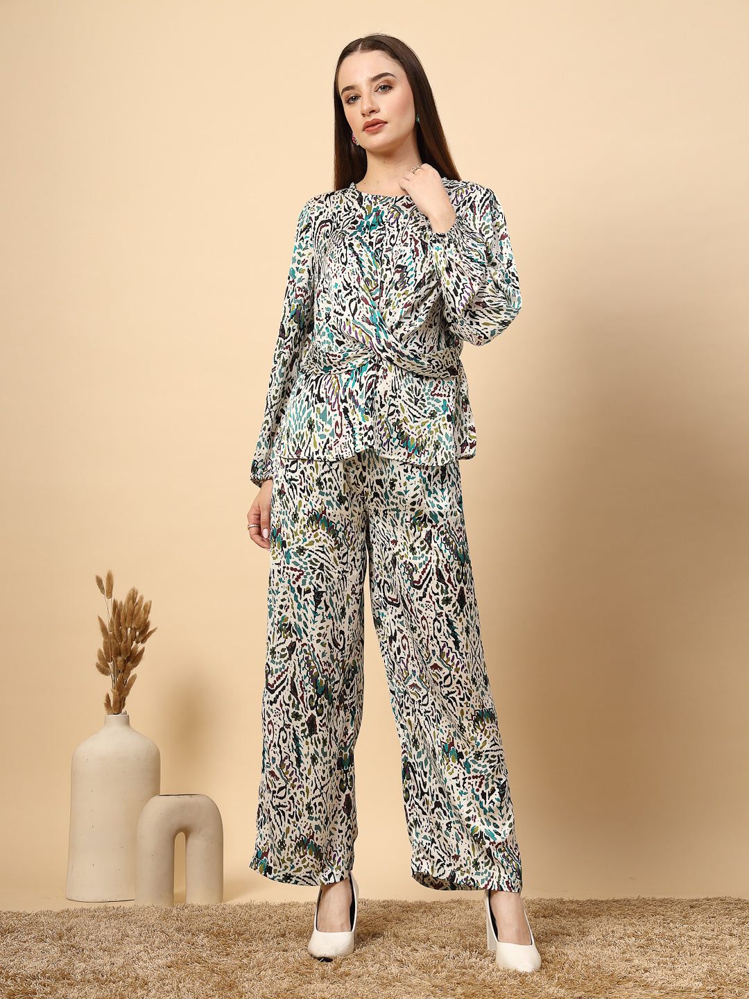 Gipsy Women Green Printed Satin Co-ord Set with Front Knotting