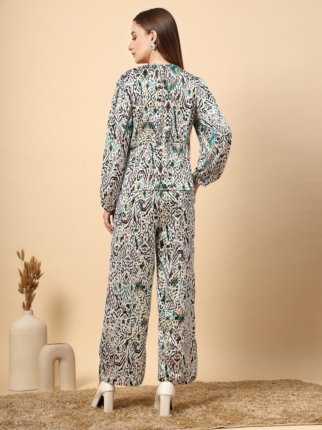 Gipsy Women Green Printed Satin Co-ord Set with Front Knotting