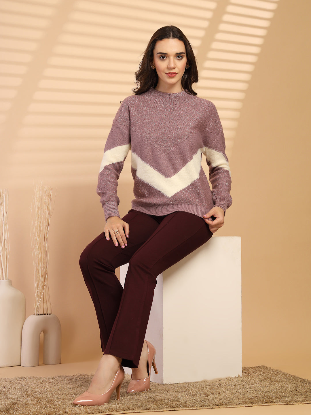 Purple Solid Round Neck Pullover Sweater