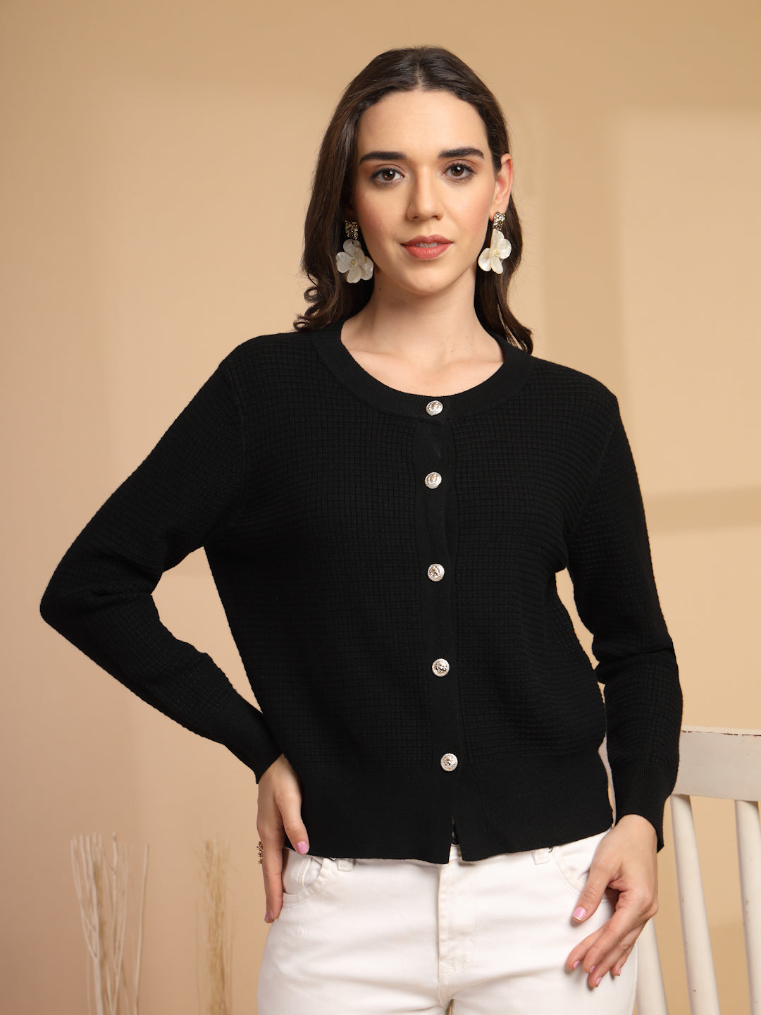 Black Solid Round Neck Sweater