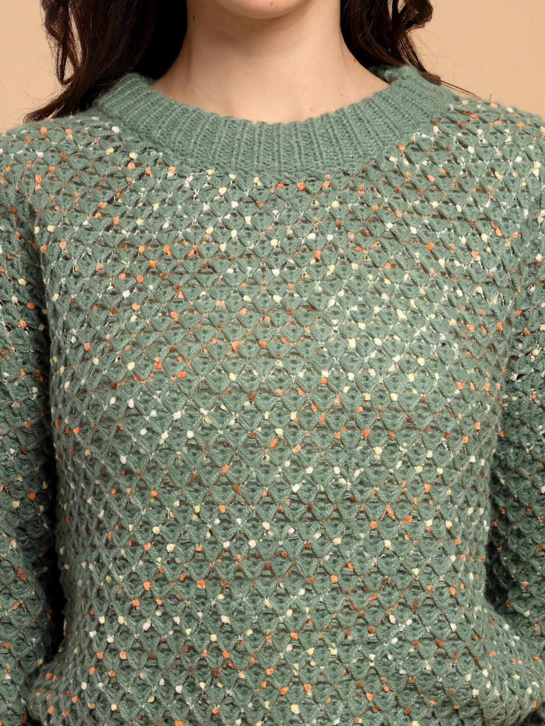 Green Solid Round Neck Pullover Sweater