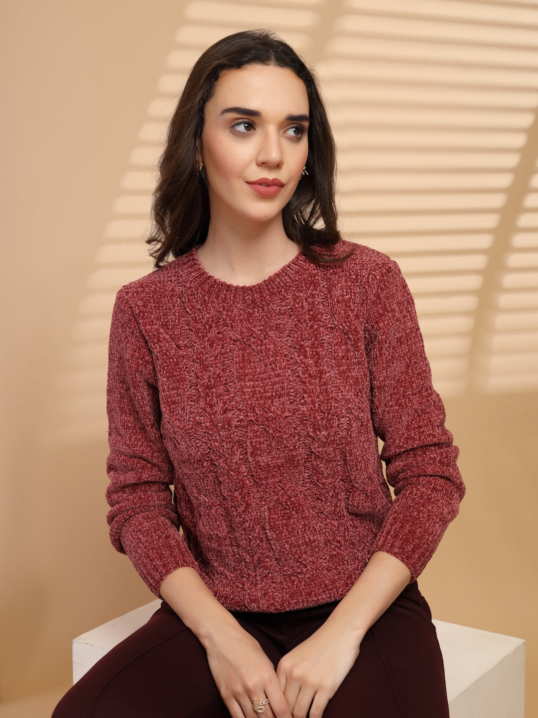 Rose Dust Solid Round Neck Pullover Sweater
