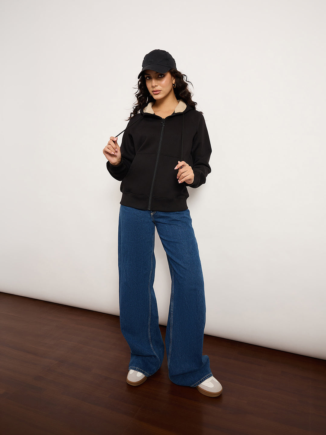 Black Zip-Up Sweatshirt With Kangaroo Pocket
