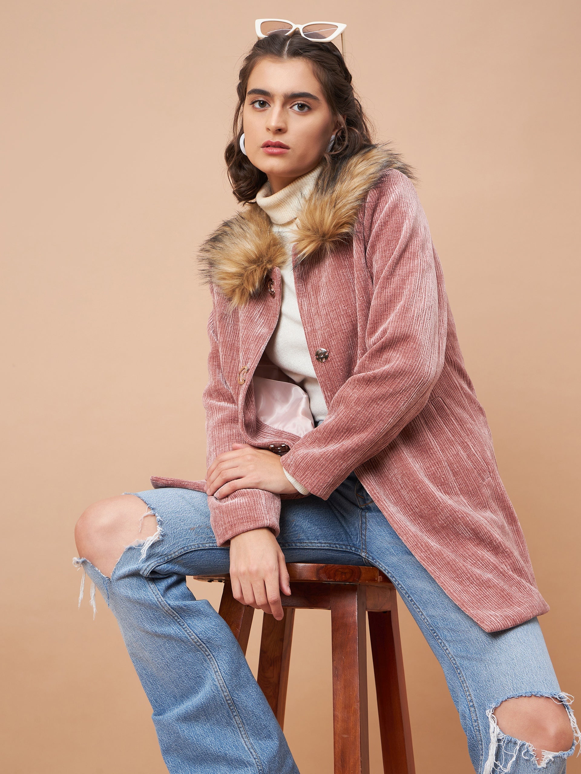 Gipsy Women Faux Fur Collar Straight Full Sleeve Shynail Jaquard Fabric Dusky Pink Coat