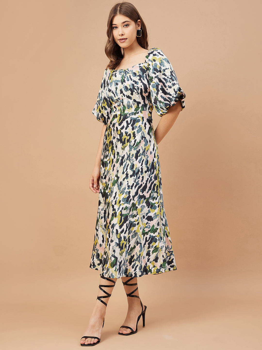Gipsy Women Green Print Satin Regular Sleeve Sweetheart Neck Dress