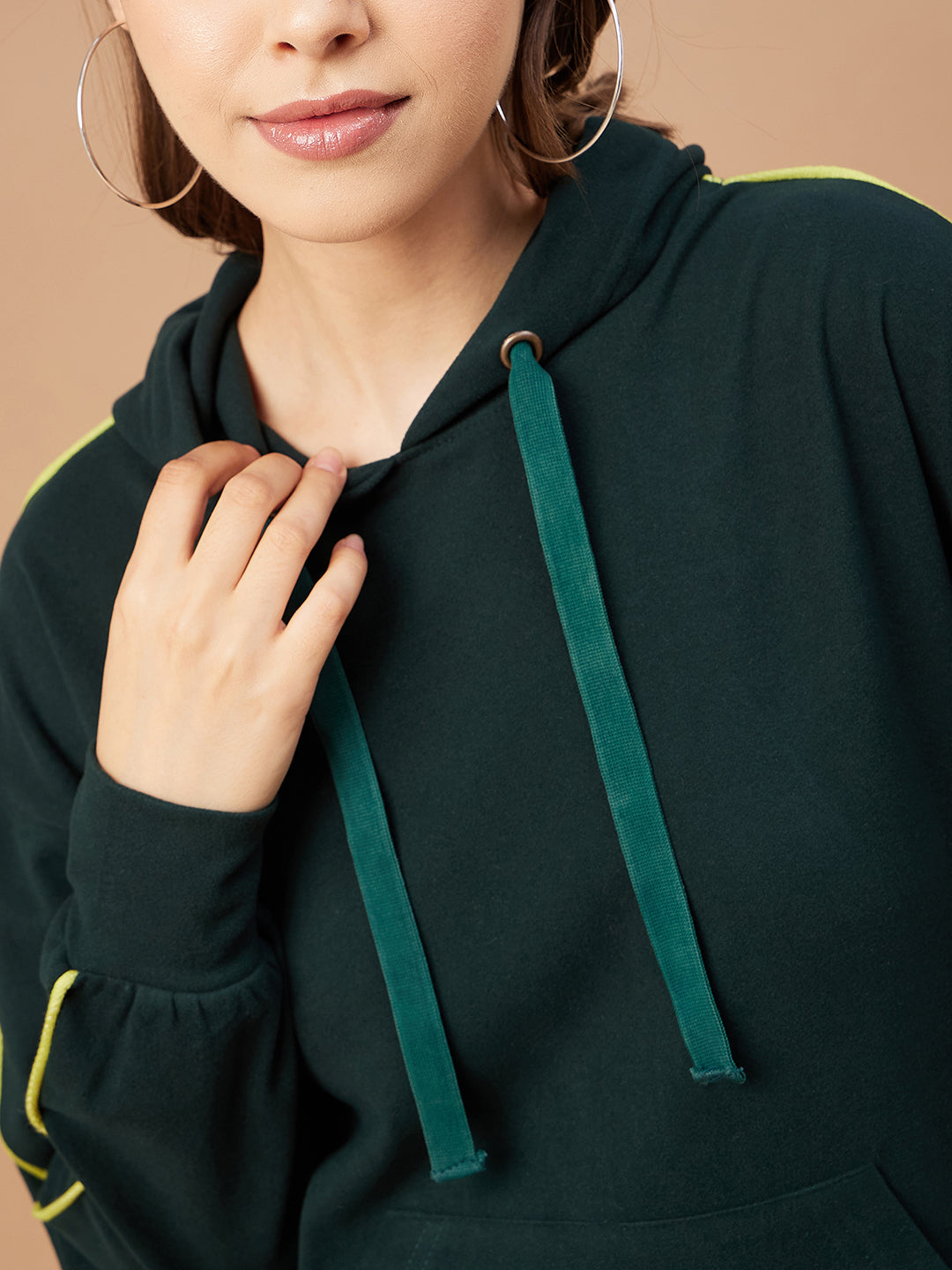 Gipsy Women Bottle Green Solid Cotton/Poly Regular Sleeve Hooded Neck Co-Ord Set