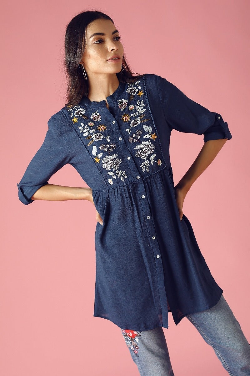 GIPSY Womens Mandarin Collar Embellished Tunic