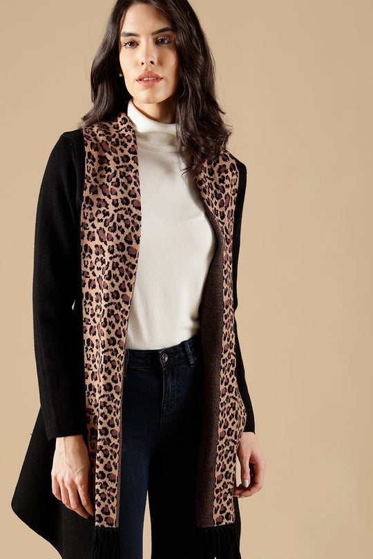 Black Regular Fit Acrylic Cape