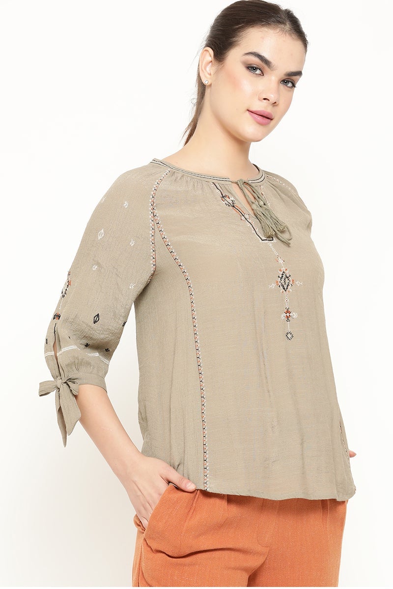 Gipsy Women Olive Round Neck 3/4 Quarter Sleeves Tunic