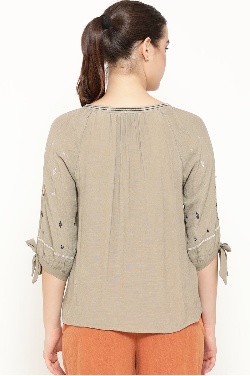 Gipsy Women Olive Round Neck 3/4 Quarter Sleeves Tunic