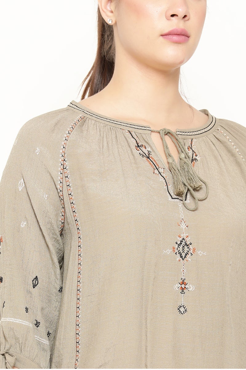 Gipsy Women Olive Round Neck 3/4 Quarter Sleeves Tunic