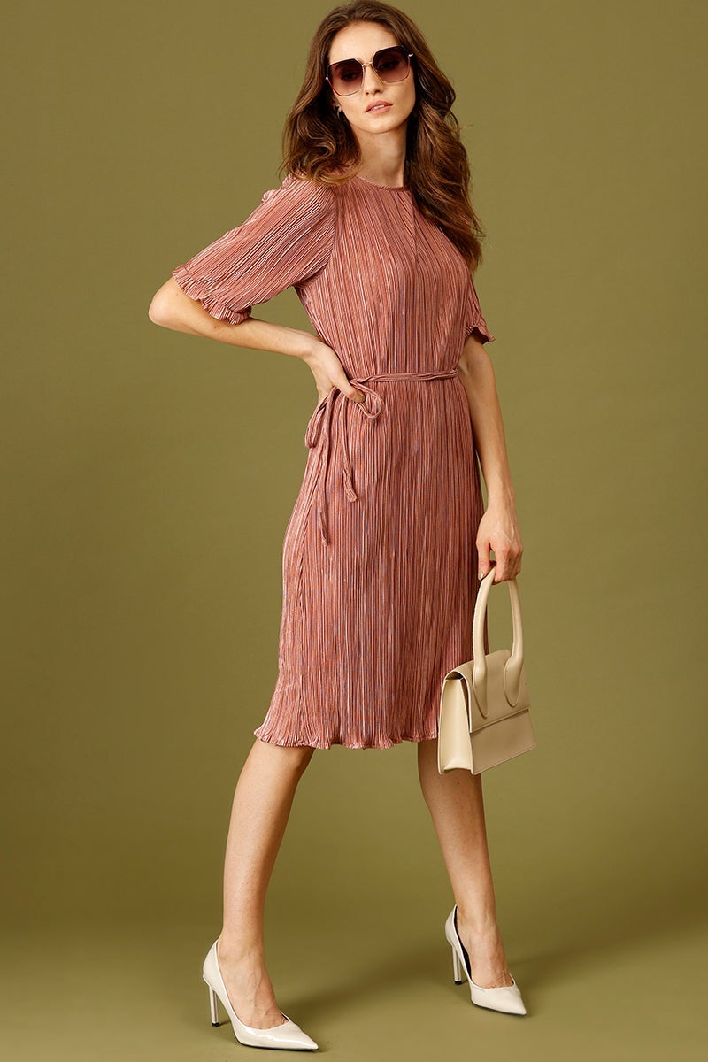 Dusky Pink Knee Length Round Neck Short Sleeves Solid Polyester Dress