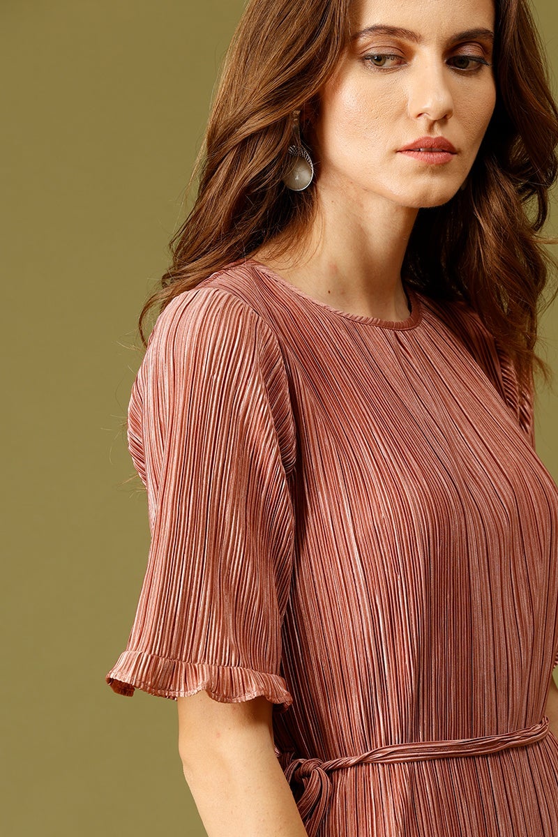 Dusky Pink Knee Length Round Neck Short Sleeves Solid Polyester Dress