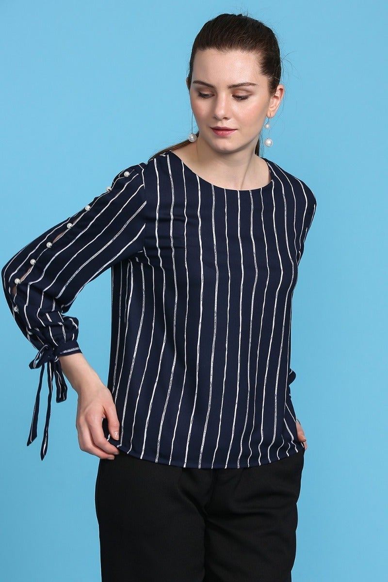 Basic Knotted Striped Top