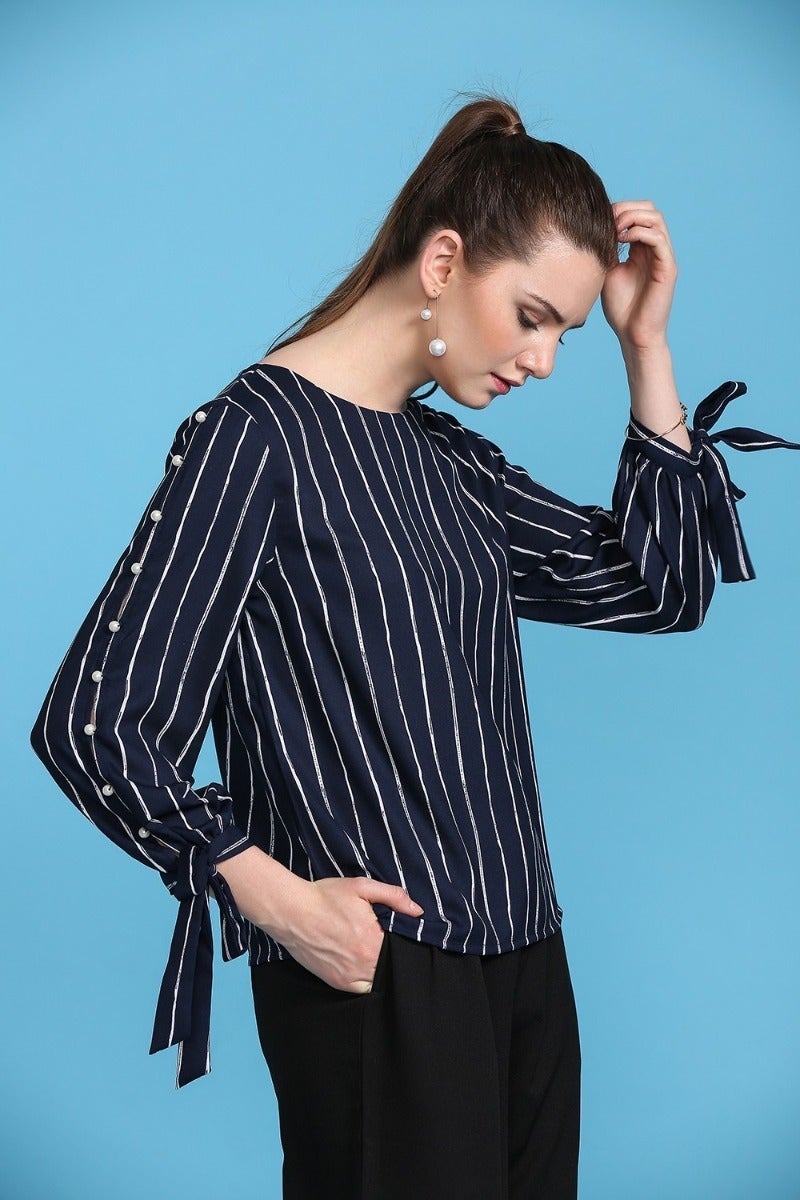 Basic Knotted Striped Top