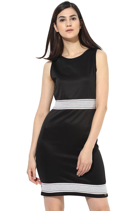 Black Knee Length Round Neck Sleeveless Embellished Polyester Dress