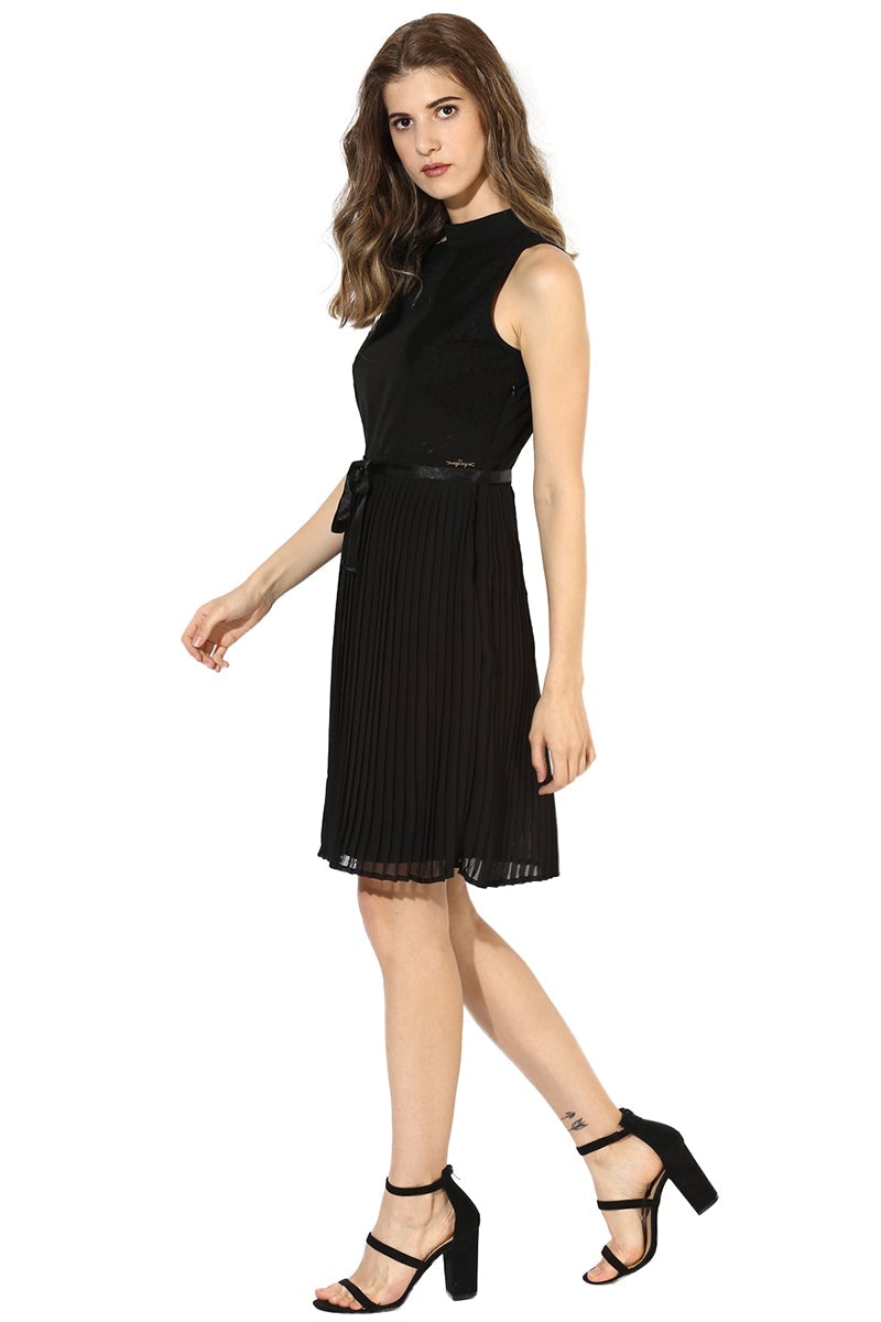 Black Knee Length Choker Neck Sleeveless Polyester Solid Dress