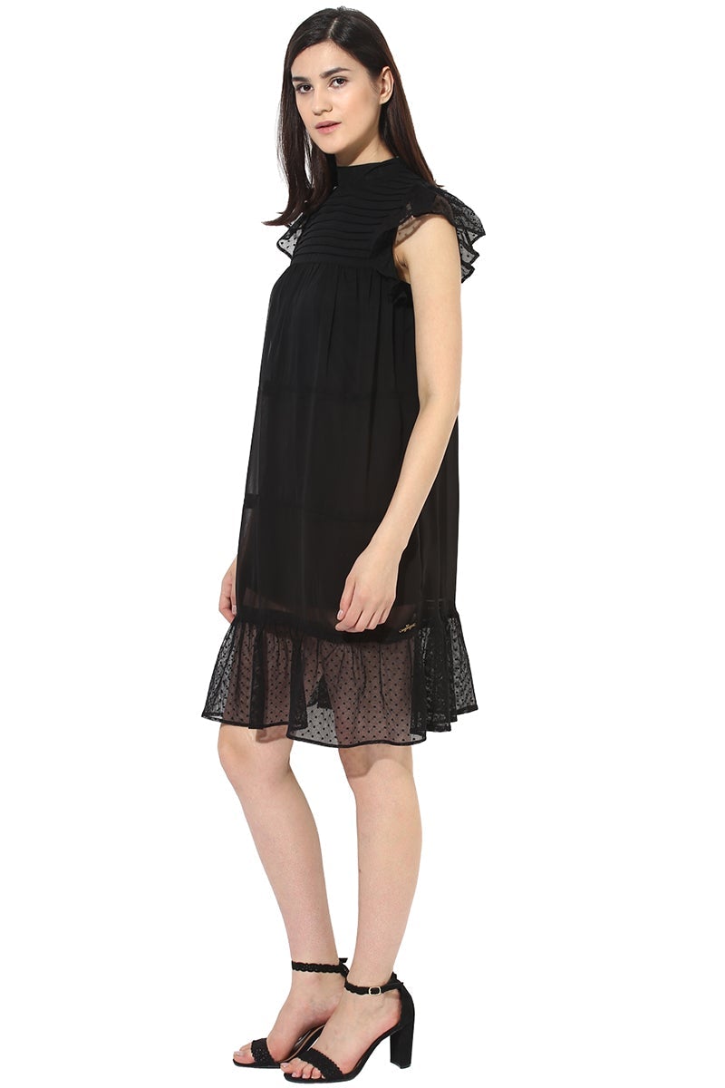Black Knee Length Choker Neck Sleeveless Polyester Dress