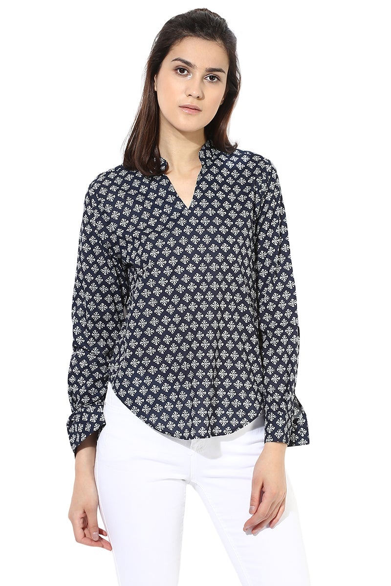 Blue Medium Length Mandarin Collar Long Sleeves Polyester Shirt