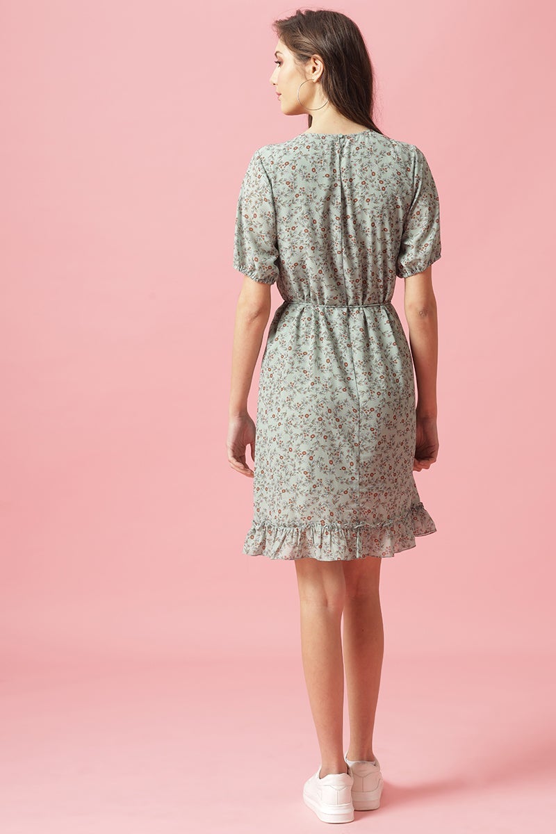 Gipsy Green Knee Length Round Neck Georgette Dress