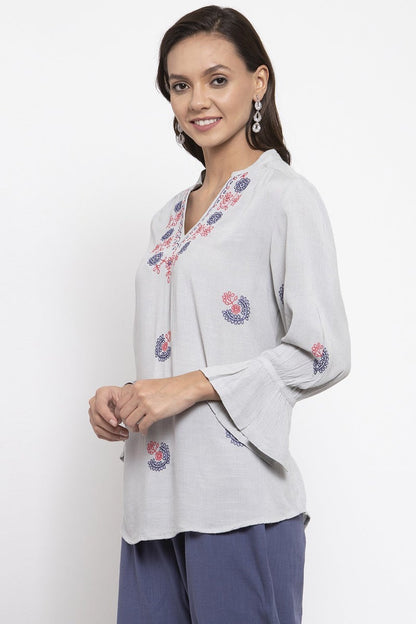 Gipsy Women Polyester V-Neck Light Grey Tunic
